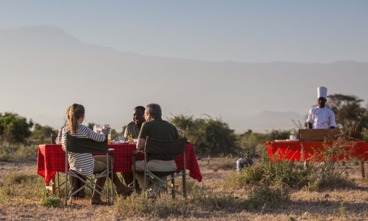 Bush Breakfast in Maasai Mara